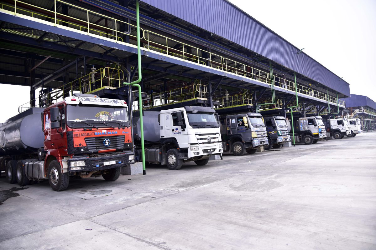 Dangote crashes Diesel price to N1,000 per litre